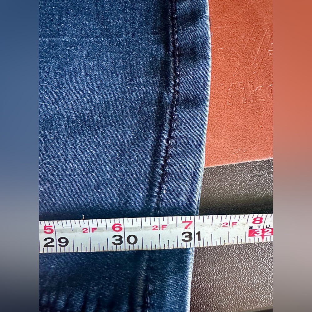 Democracy Itty Bitty Boot Jeans - image 8